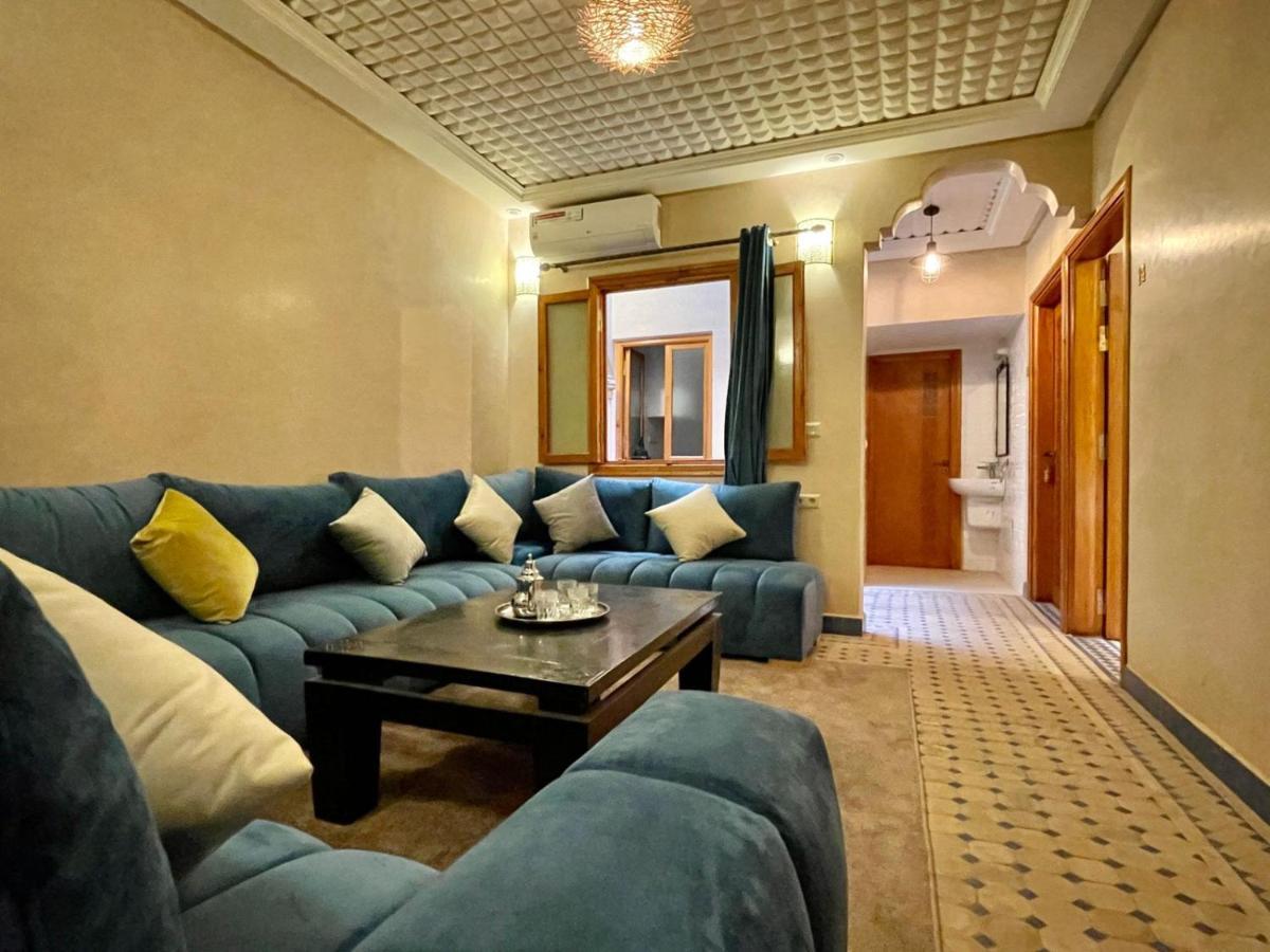 Hotel Apartments Lexpert " Riad The Family" Merzouga Exteriör bild