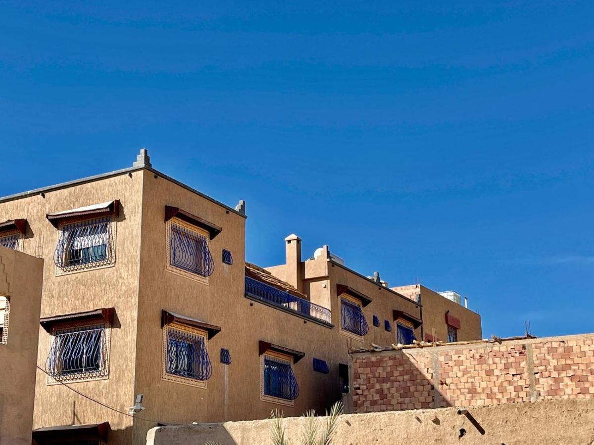 Hotel Apartments Lexpert " Riad The Family" Merzouga Exteriör bild