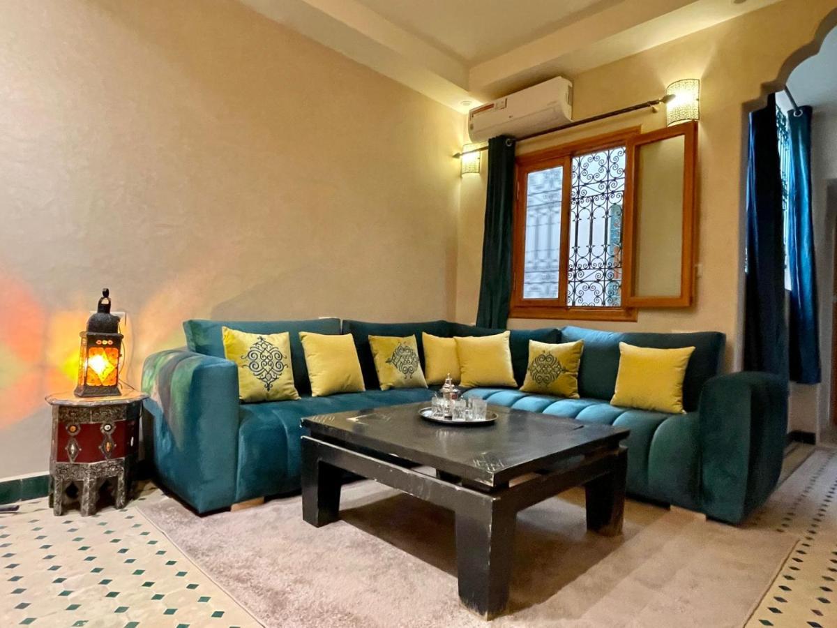 Hotel Apartments Lexpert " Riad The Family" Merzouga Exteriör bild